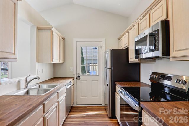 3 Rosemont Court, Asheville, NC 28803