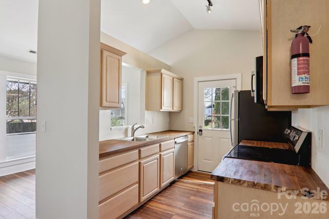 3 Rosemont Court, Asheville, NC 28803