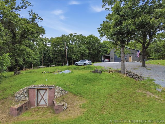 1533 N 442 Road, Salina, OK 74365