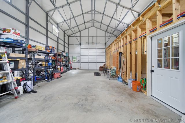1533 N 442 Road, Salina, OK 74365