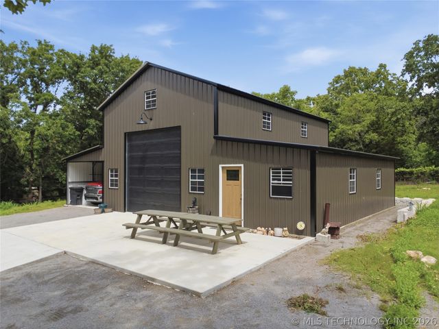1533 N 442 Road, Salina, OK 74365