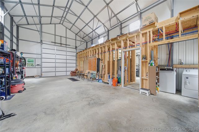 1533 N 442 Road, Salina, OK 74365