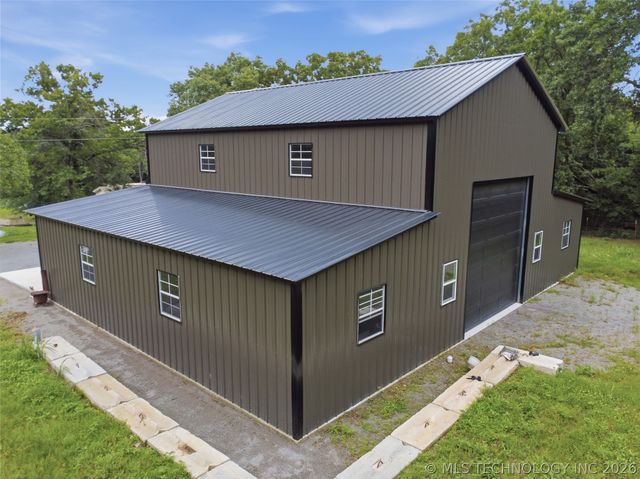 1533 N 442 Road, Salina, OK 74365