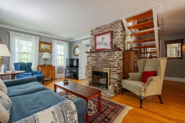 45 Old Paine Hollow Rd, Wellfleet, MA 02667