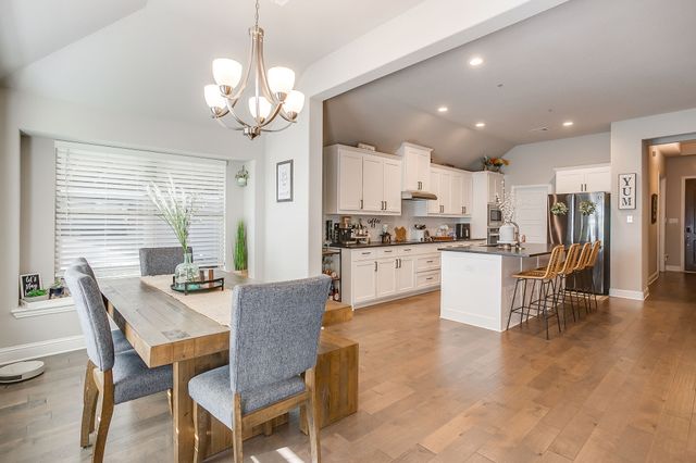 709 Waterford Way, Joshua, TX 76058