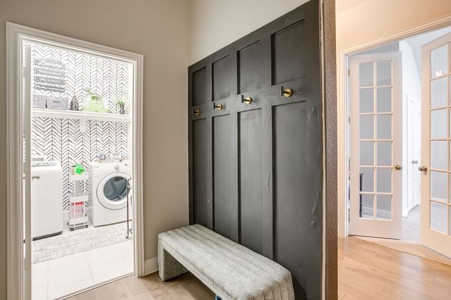 709 Waterford Way, Joshua, TX 76058