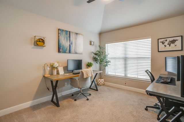 709 Waterford Way, Joshua, TX 76058