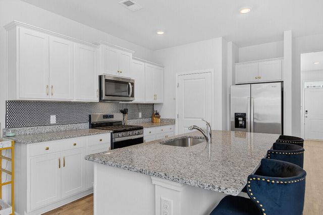 673 Ladywood Drive, Summerville, SC 29486