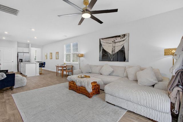 673 Ladywood Drive, Summerville, SC 29486