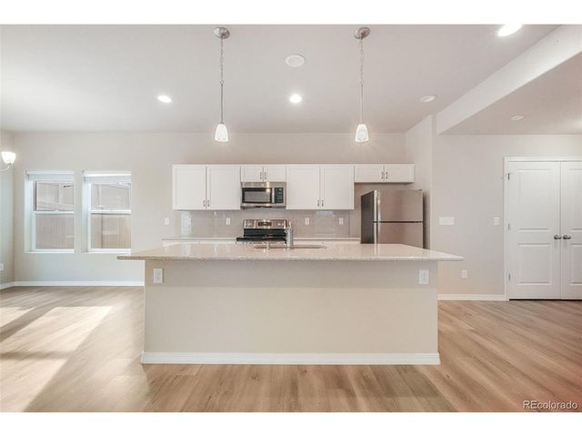 7851 Lathrop Vw, Colorado Springs, CO 80924