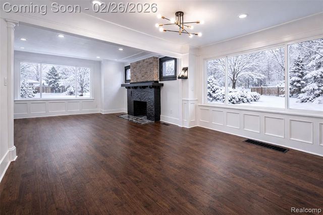 2270 W Philadelphia Street, Detroit, MI 48206