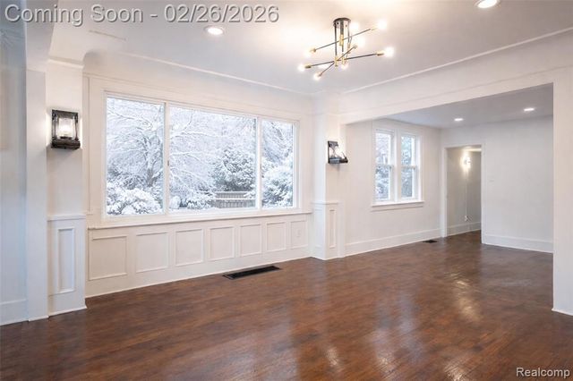 2270 W Philadelphia Street, Detroit, MI 48206