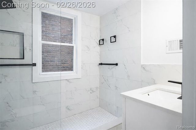 2270 W Philadelphia Street, Detroit, MI 48206