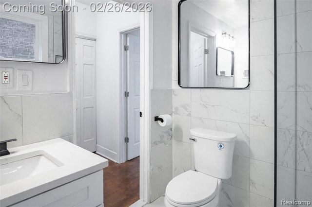 2270 W Philadelphia Street, Detroit, MI 48206