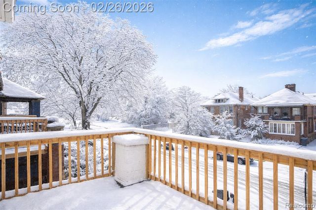 2270 W Philadelphia Street, Detroit, MI 48206