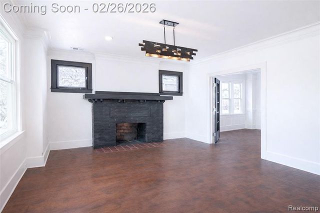 2270 W Philadelphia Street, Detroit, MI 48206