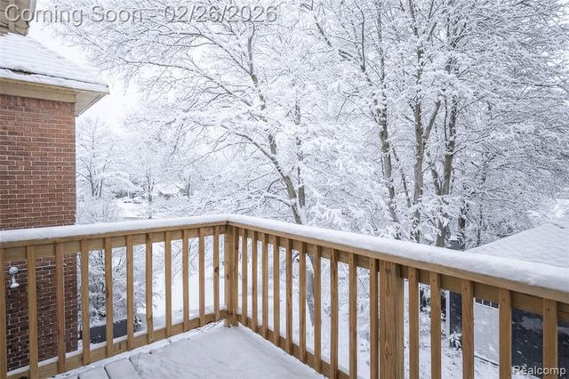 2270 W Philadelphia Street, Detroit, MI 48206