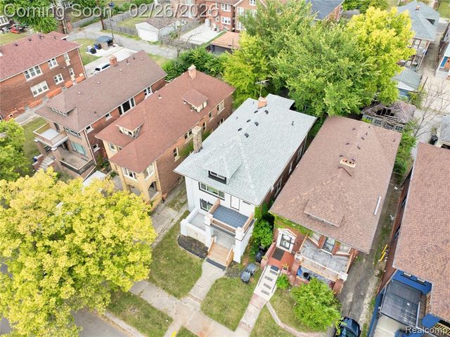 2270 W Philadelphia Street, Detroit, MI 48206