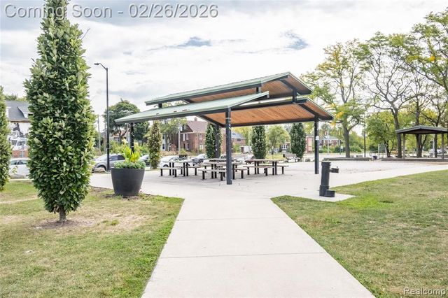 2270 W Philadelphia Street, Detroit, MI 48206