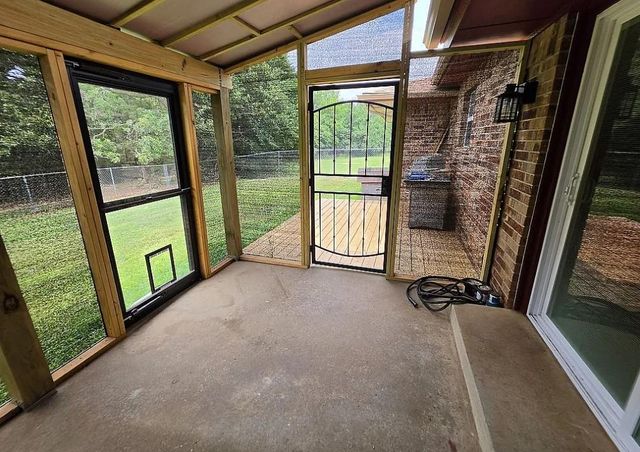 2905 N Henney Road, Choctaw, OK 73020