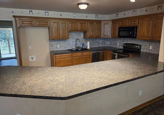 2905 N Henney Road, Choctaw, OK 73020