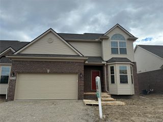 20803 Burn Drive, Macomb Township, MI 48044