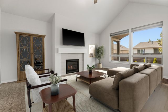 51925 Campfire Drive, La Pine, OR 97739