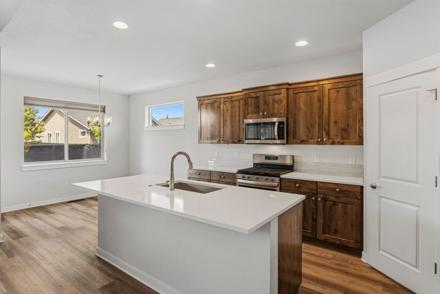 51925 Campfire Drive, La Pine, OR 97739
