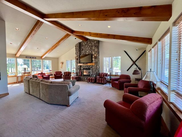 51925 Campfire Drive, La Pine, OR 97739