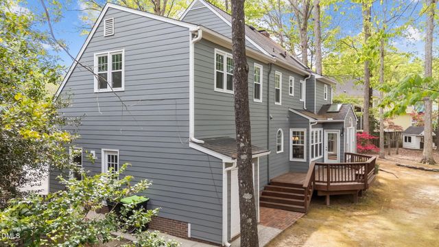 2003 Charington Court, Apex, NC 27502