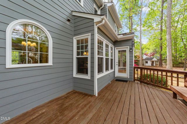 2003 Charington Court, Apex, NC 27502