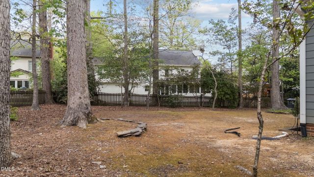 2003 Charington Court, Apex, NC 27502