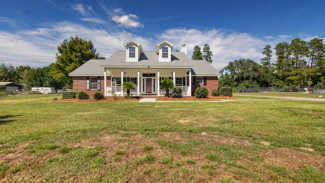 127 Spikes Road, Southport, FL 32409