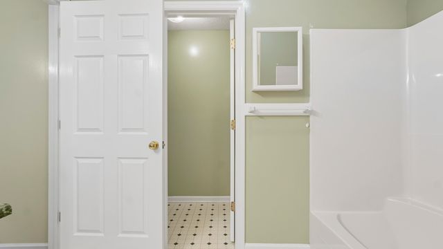 127 Spikes Road, Southport, FL 32409