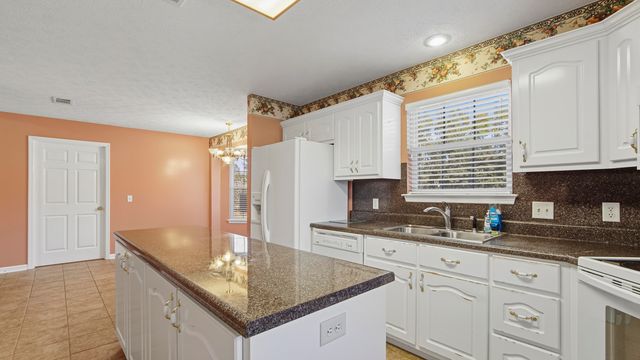 127 Spikes Road, Southport, FL 32409