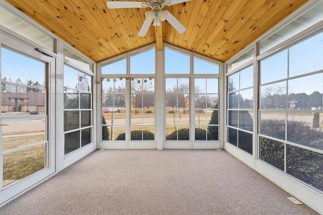 1399 W SOUTH PARK AVENUE, Oshkosh, WI 54902