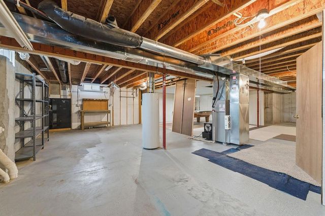 1399 W SOUTH PARK AVENUE, Oshkosh, WI 54902