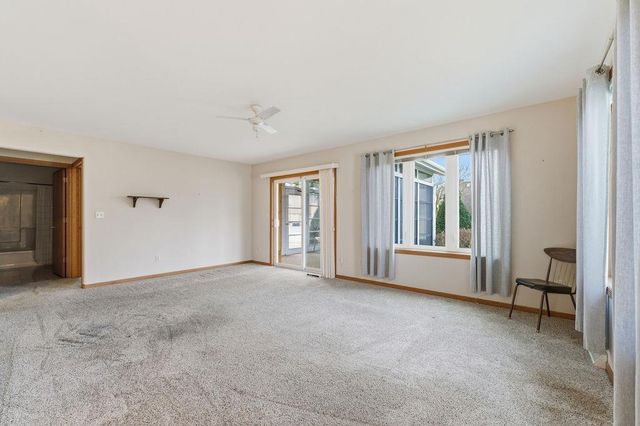 1399 W SOUTH PARK AVENUE, Oshkosh, WI 54902