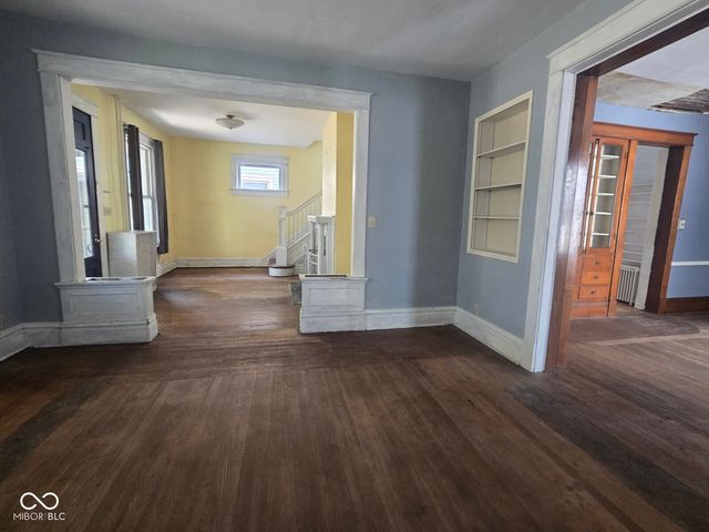 1617 S 5th Street, Terre Haute, IN 47802