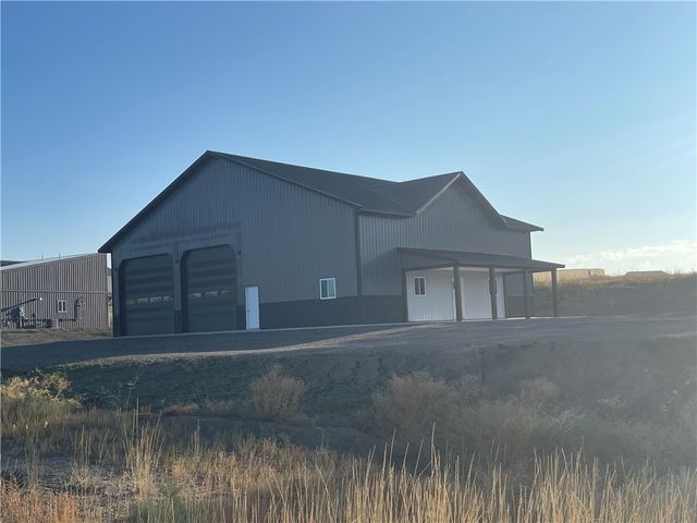 243 S 80th St W, Billings, MT 59106