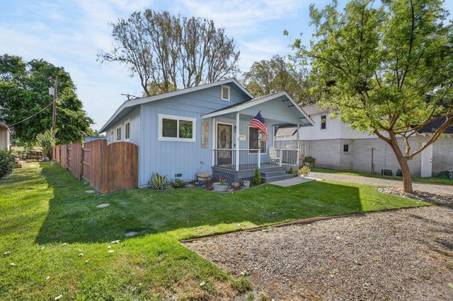11727 Washington Ave, Courtland, CA 95615