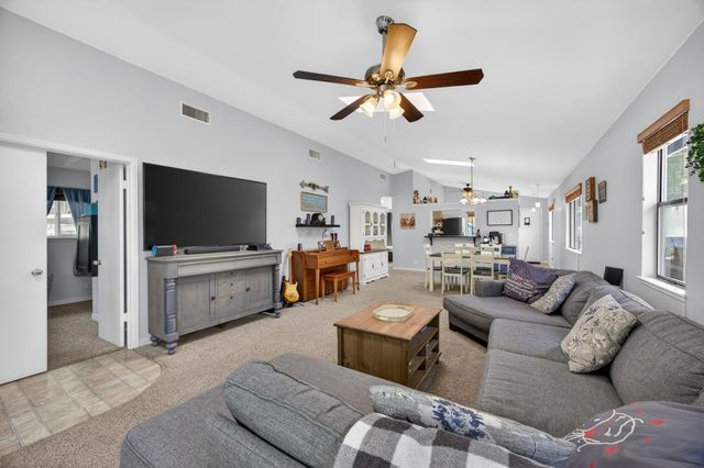 11727 Washington Ave, Courtland, CA 95615