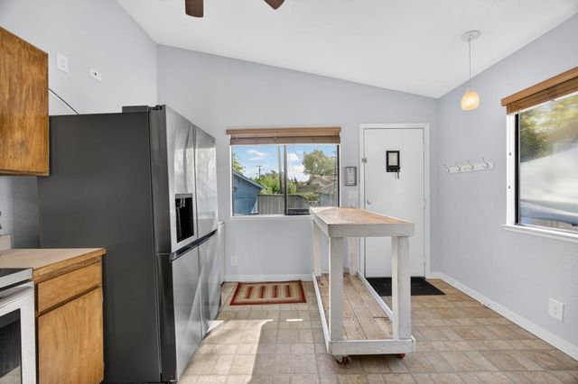 11727 Washington Ave, Courtland, CA 95615