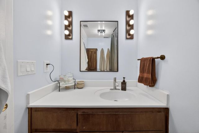 11727 Washington Ave, Courtland, CA 95615