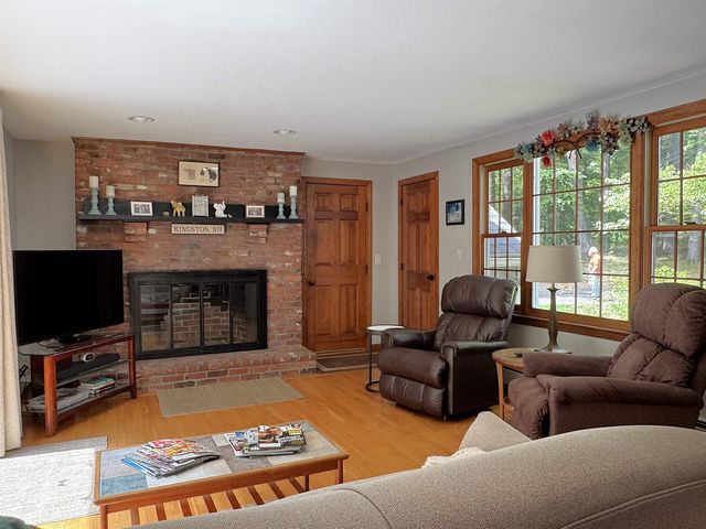 4 Riverwood Road, Kingston, NH 03848