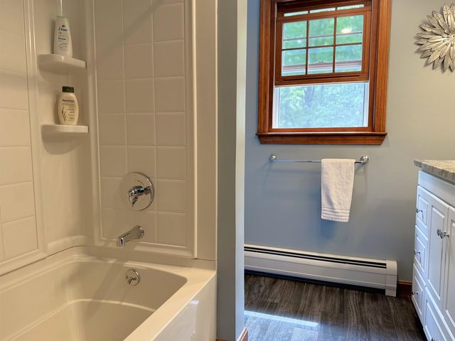 4 Riverwood Road, Kingston, NH 03848