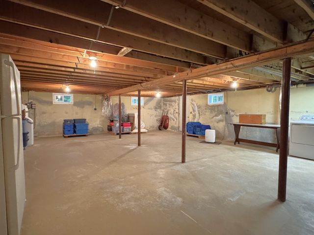 4 Riverwood Road, Kingston, NH 03848