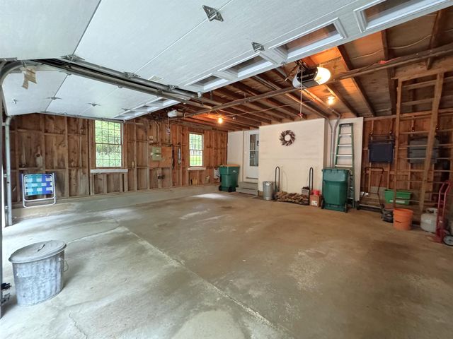 4 Riverwood Road, Kingston, NH 03848