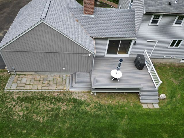 4 Riverwood Road, Kingston, NH 03848