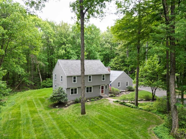 4 Riverwood Road, Kingston, NH 03848